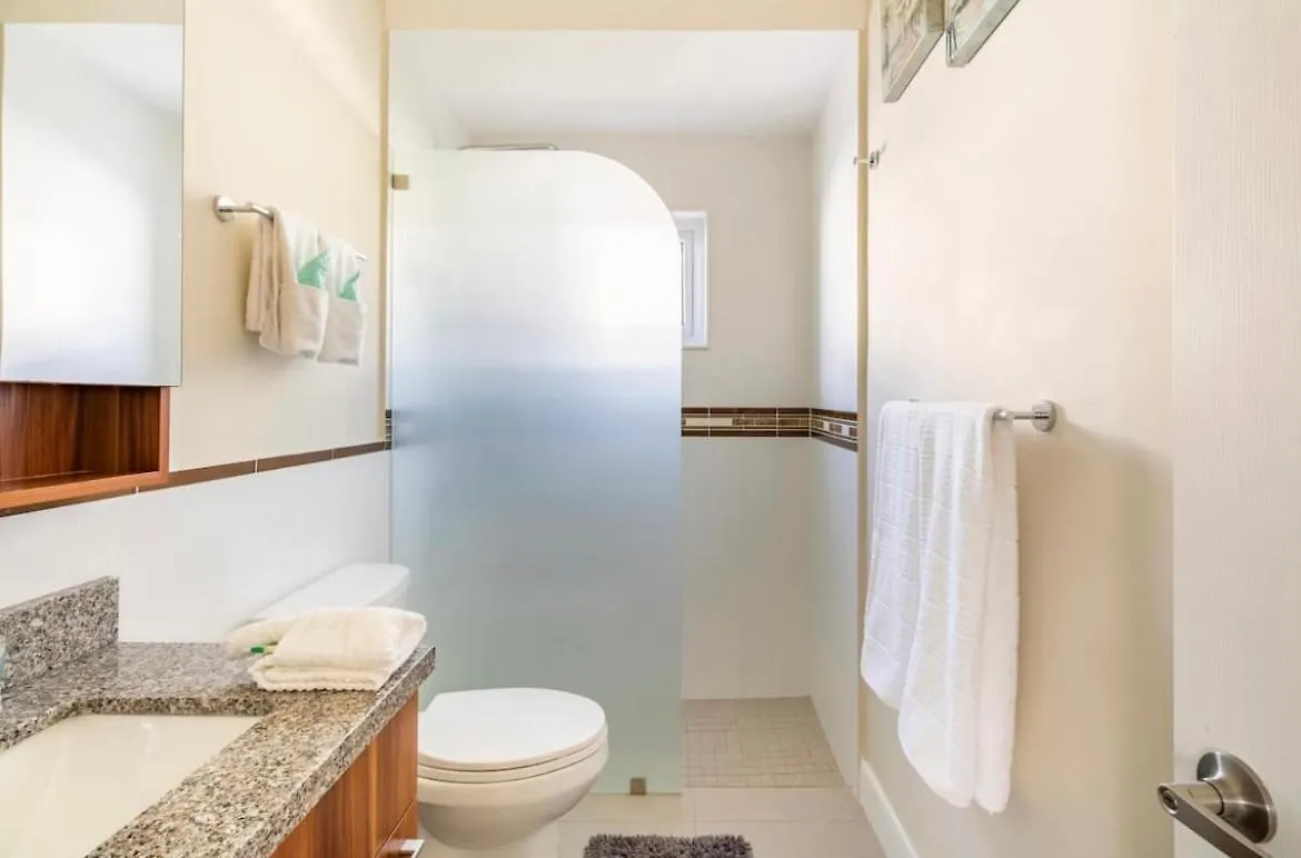 Natty'S Cozy Beach House In Hanover Jamaica Lucea Villa